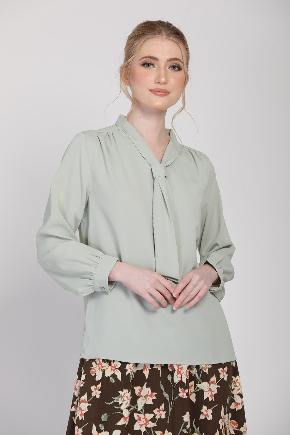 Trinity Long Sleeves Blouse in Sage
